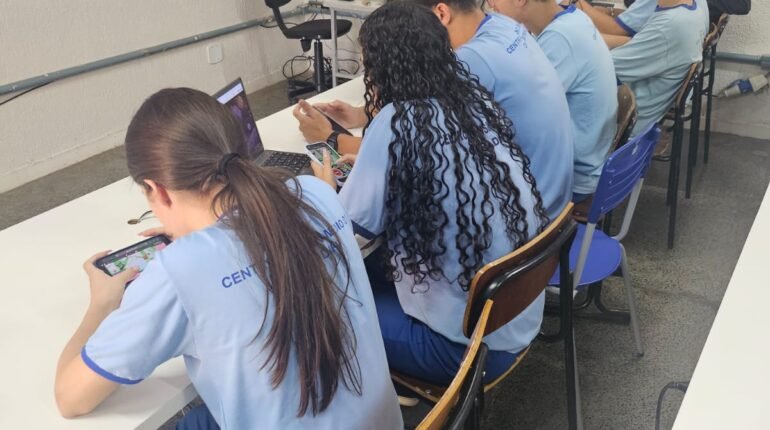 Voz Ativa Brasília grava videocast sobre clima socioemocional e bem-estar nas escolas públicas